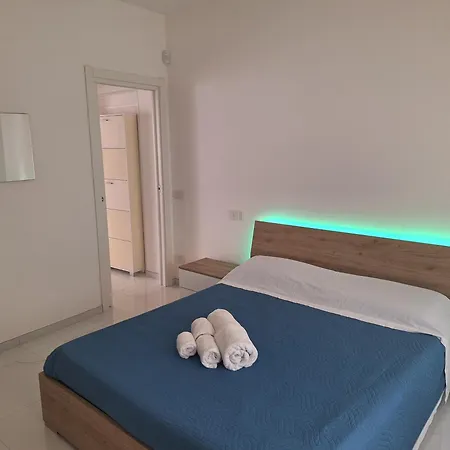 Al Piano Terra Con Ingresso Indipendente, Vicinissimo Al Mare Apartmán