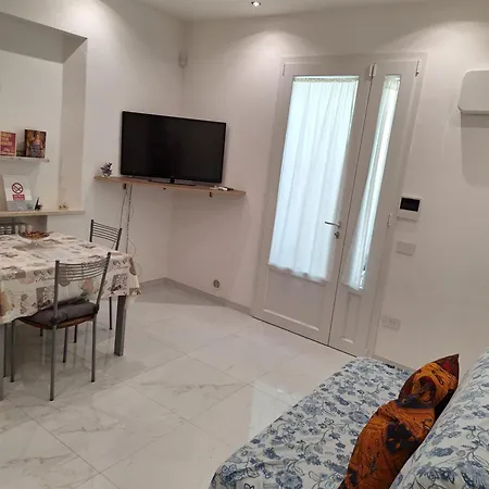 Apartmán Al Piano Terra Con Ingresso Indipendente, Vicinissimo Al Mare Rimini