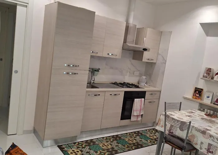 Al Piano Terra Con Ingresso Indipendente, Vicinissimo Al Mare * רימיני